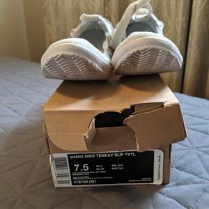 Nike Tenkay gray ballet slip on.